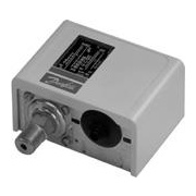 Термостат Danfoss KP 61 (настройка -30...+15°C, Tmax датчика 120°C, длина капилярной трубки 5 м)